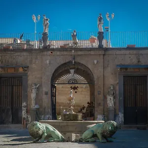 Palazzo Capece Alloggio in famiglia
